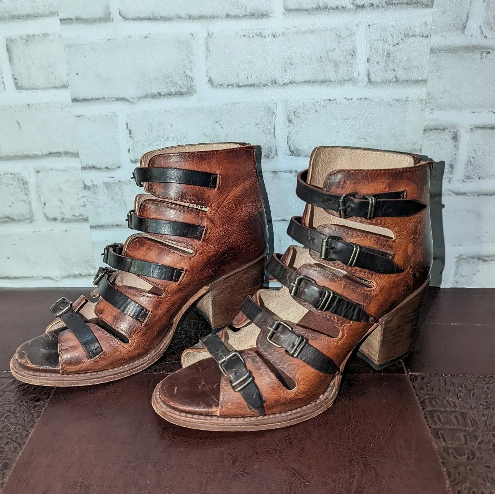 Freebird Quinn Brown Sandals by Steven Size 6